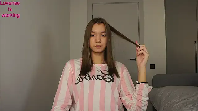 BrynnHolverson from StripChat is Freechat