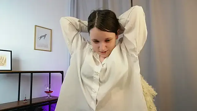 BrynnJune from StripChat is Freechat