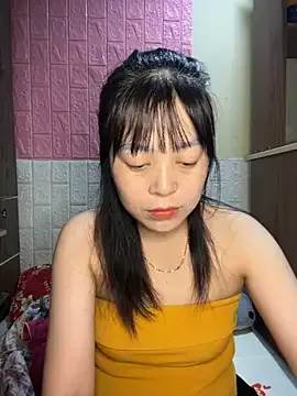 Butterfly_kee from StripChat is Freechat