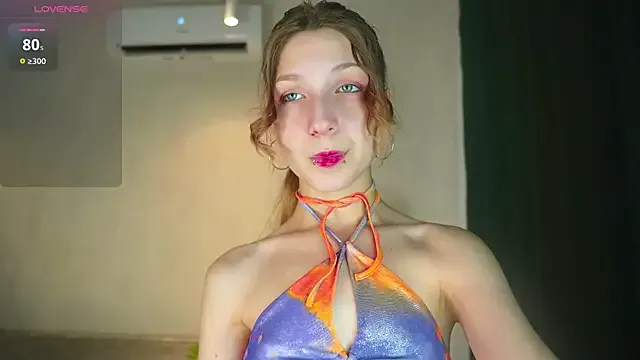 CameliaGlaue from StripChat is Freechat