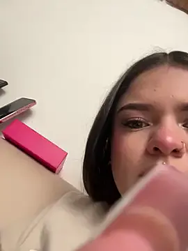 Camila_Duarte_ from StripChat is Freechat