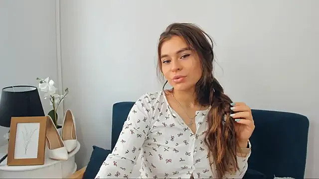 Girls: try live performances with matured performers, from dancing to quirks, in a variety of beautiful sex cams.