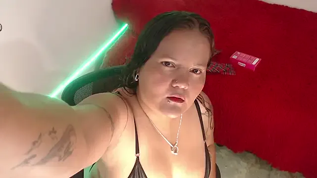 camilabb_xc from StripChat is Freechat