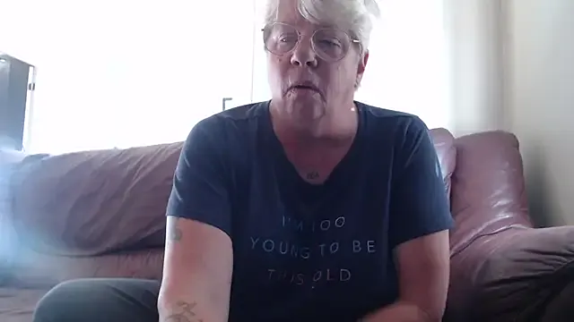 Girls: try live performances with matured performers, from dancing to quirks, in a variety of beautiful sex cams.