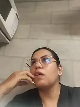 Candy-Samanthy from StripChat is Freechat