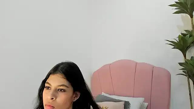 CandyBunny_14 from StripChat is Freechat