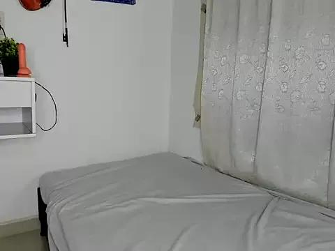 caramelo_passion from StripChat