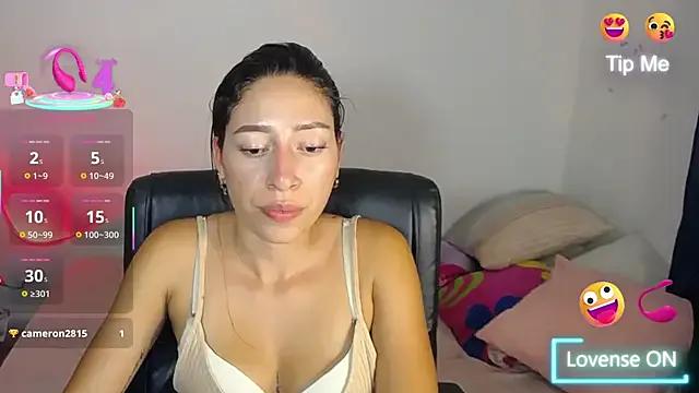 Carla_palmer_ from StripChat is Freechat