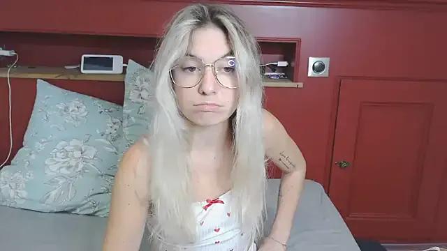 carlaaa from StripChat is Freechat