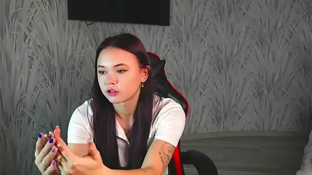 CarleeHake from StripChat is Freechat