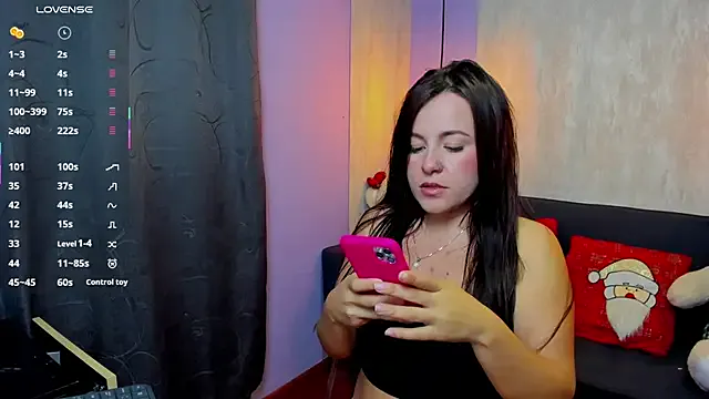 carlota_petite from StripChat is Freechat