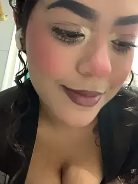 CaroBeach from StripChat is Freechat