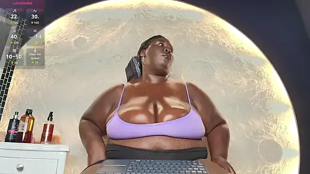 CarolinaGomez_ from StripChat is Freechat