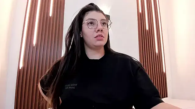 CarolinaMejia from StripChat is Freechat