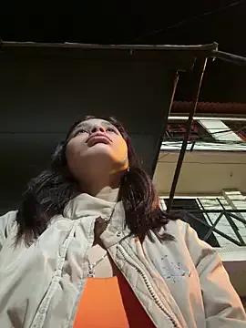 Caroline_Fox12 from StripChat is Freechat