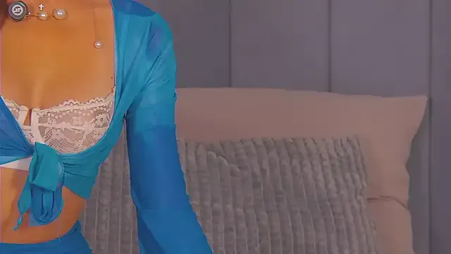 CassHansley from StripChat is Freechat