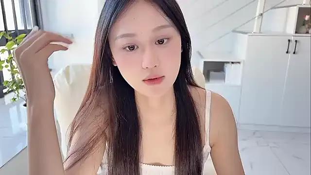 Cassie-20 from StripChat