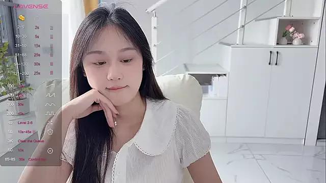 Cassie-20 from StripChat