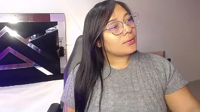 CataleyaMoonroe from StripChat