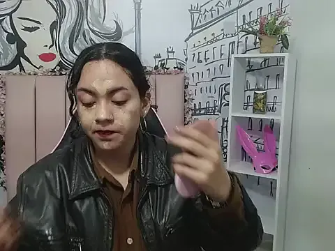 cataleyarussors from StripChat is Freechat