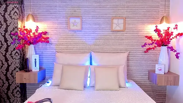 Girls: try live performances with matured performers, from dancing to quirks, in a variety of beautiful sex cams.