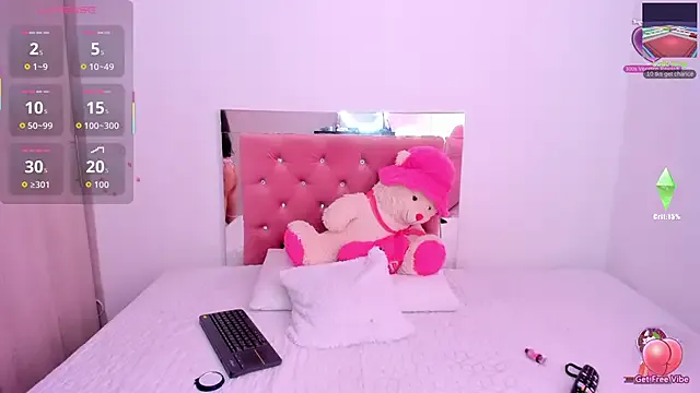 CatalinaBel from StripChat