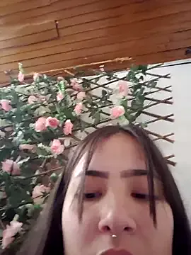 Celeste_Moretti from StripChat is Freechat