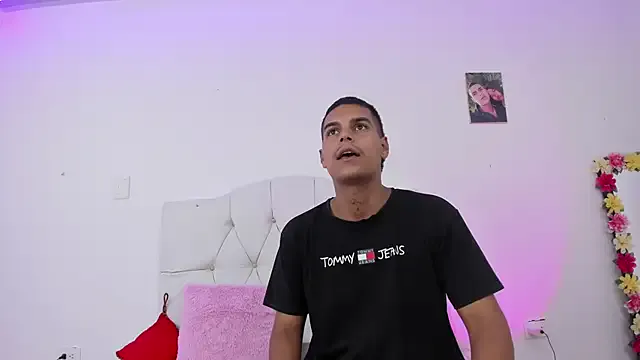 celestederek from StripChat is Freechat