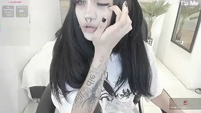 Girls: try live performances with matured performers, from dancing to quirks, in a variety of beautiful sex cams.