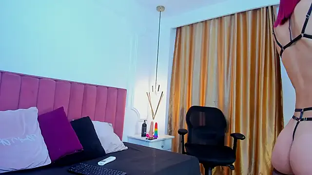 Girls: try live performances with matured performers, from dancing to quirks, in a variety of beautiful sex cams.