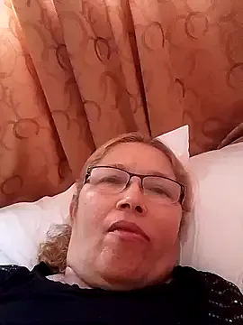 Cessi50 on StripChat 