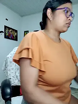 Chalohott from StripChat