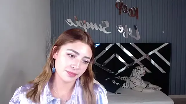 Girls: try live performances with matured performers, from dancing to quirks, in a variety of beautiful sex cams.