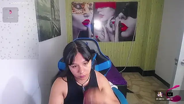 Girls: try live performances with matured performers, from dancing to quirks, in a variety of beautiful sex cams.