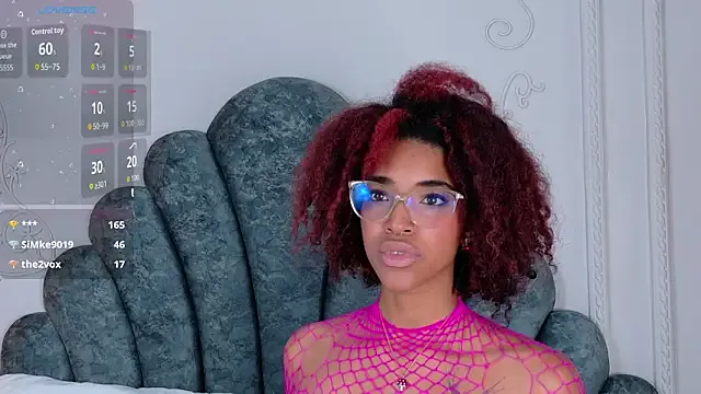 Charlotte-Novac from StripChat is Freechat