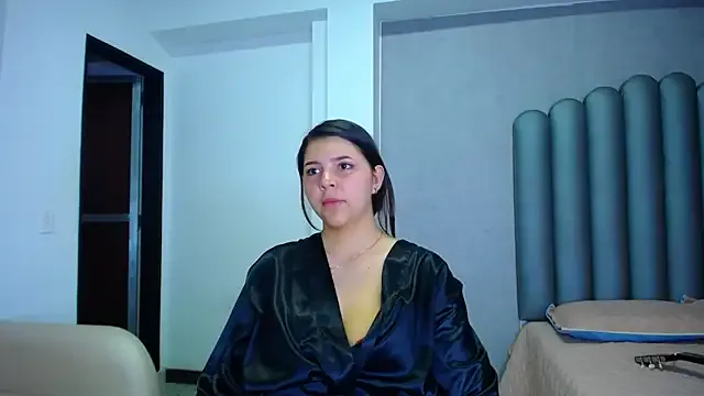 Charlotte-Star from StripChat is Freechat