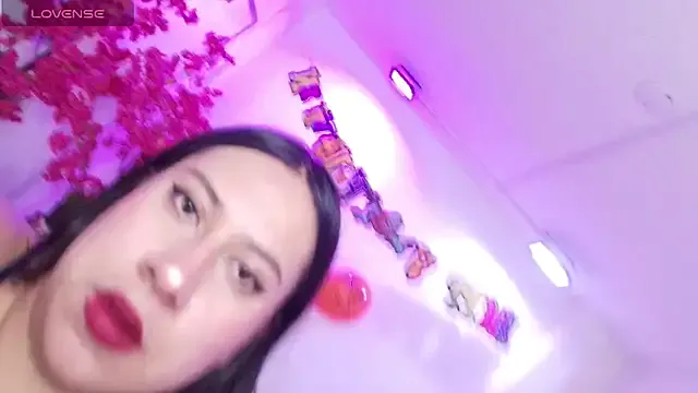 Charlotte_start from StripChat is Freechat