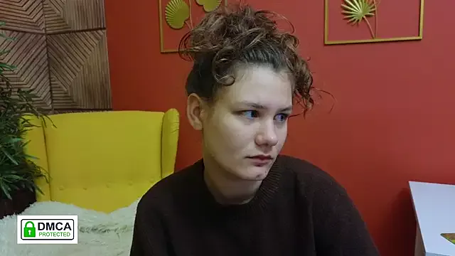 Charlotte_wow from StripChat