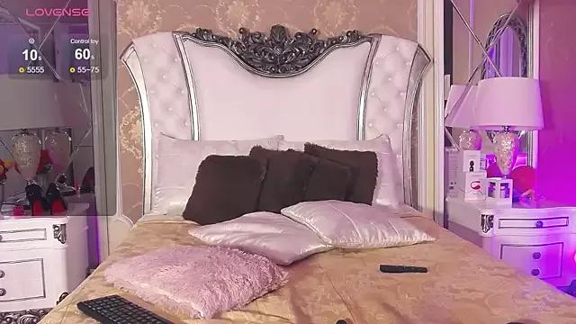 Girls: try live performances with matured performers, from dancing to quirks, in a variety of beautiful sex cams.
