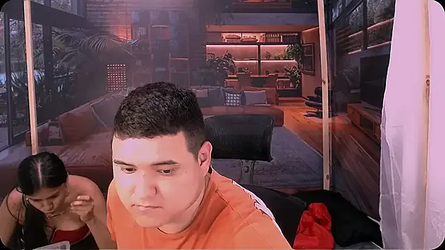 Charly_and_laura from StripChat is Freechat