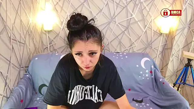 Charming_LIA from StripChat is Freechat