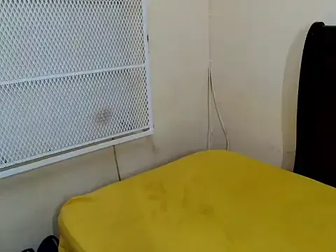 CheezePopcorn from StripChat