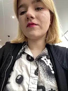 Cherry___Blossom from StripChat is Freechat