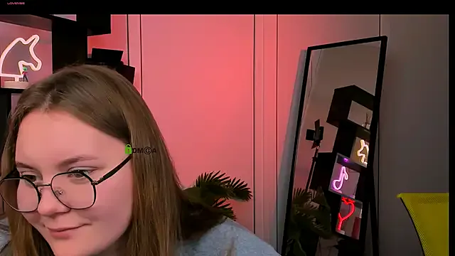 cherry_nya from StripChat is Freechat