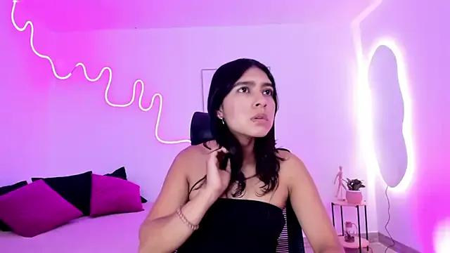 Cherrydollxx from StripChat is Freechat