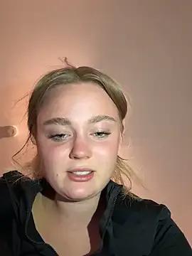 CherryEmmy from StripChat is Freechat