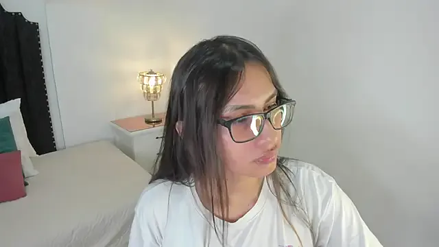 cherrylady_02 from StripChat is Freechat