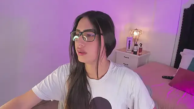 cherrylady_02 from StripChat is Freechat