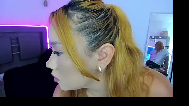 Cherrynoa from StripChat is Freechat