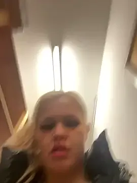 CherryXOX- from StripChat is Freechat